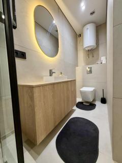 E21 Apartments - 3