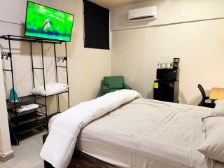 8min to US Consulate Fast WiFi Free Parking - 7