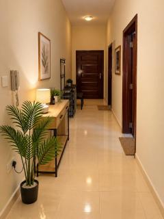 Cozy 1BR Apartment with Full Kitchen & Two Bathtub - 8