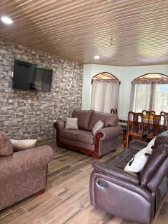 Serenity Mountain View House - 2