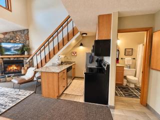 Lutsen Ski-In/Ski-Out | Moose Mtn Views | Hot Tub - 6