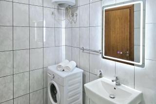 Mandalay Suites By The Beach 079 - Happy Rentals - 2