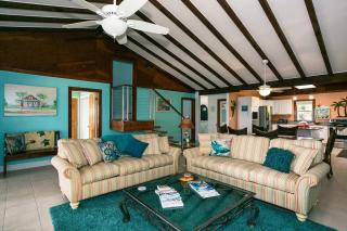 Works Wonders - Peaceful & Private 4 Bd Beachfront House with Pool - 4