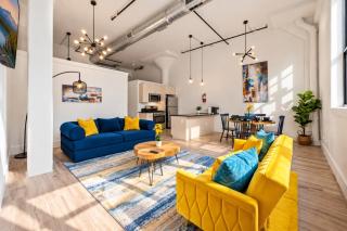 Suburban Haven Stylish Loft - Kearny - 9