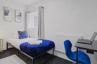 2 Bed Apartment, JQ Central Birmingham with Workspace & Fast WiFi by Homeservation - 2