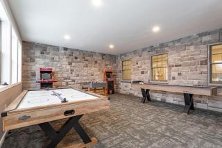 Red Fox Stables Equestrian Estate Indoor Pool - Schoharie - 6