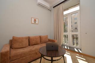 Perfect City Center Stay - 5
