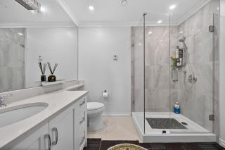 Cozy Queen Room in Quiet Richmond McNair Area - 6