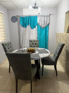 Apartamento doña Ita a 20 minutos del aeropuerto Residencial Palo alto calle 12 casa 318 - 1