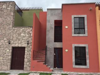 Modern Apartment in Alebrijes Zirandaro SMA - 5