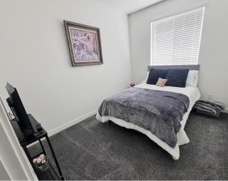 Spacious Modern townhome near Ski and Snowboarding - 6