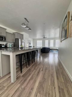 Spacious Modern townhome near Ski and Snowboarding - 5