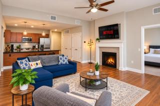Spacious Dwntwn Suite! RnR HoF, Casino, Stadium - 8