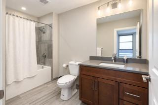 Spacious Dwntwn Suite! RnR HoF, Casino, Stadium - 6