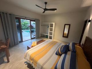Casa Jubilee king suite main floor - 9