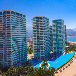 Peninsula Puerto Vallarta beachfront condos - 0