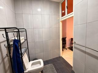 Modern 2 Bedroom Apartment Fast WiFi AC North Paramaribo - 3