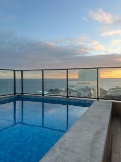 Novo! Apto com Piscina e Vaga ao lado do Farol da Barra em Salvador - 9