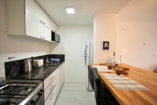 Lakefront apartment - 8