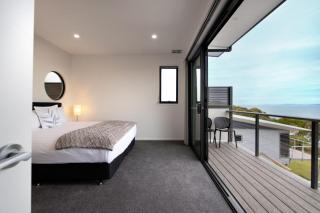 Beach Break - Coles Bay - 7