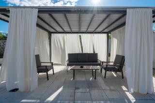 Family friendly house with a swimming pool Posedarje, Novigrad - 23578 - 2