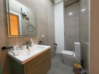 Modern Studio at Montgomery Golf Resort, Accra - 3