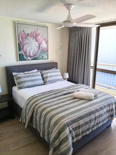 Gemini Resort, 2bedroom Unit19 and carpark Golden Beach, Caloundra - 2