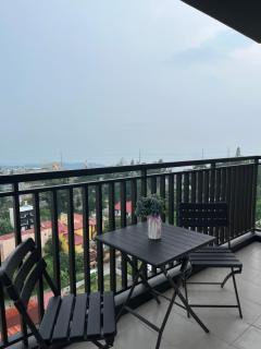 Serin East Tagaytay Cozy Staycation - 6