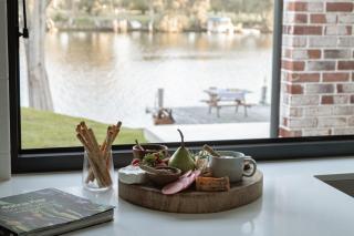 Murray Vista Waterfront - with Private Jetty - 9