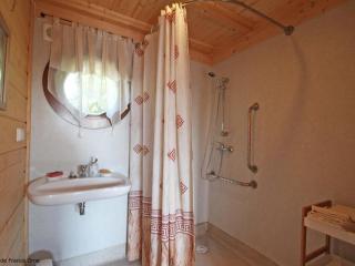 Chalet unique en forêt, animaux acceptés - FR-1-497-279 - 3