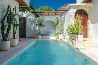 Casa Libra - Chic 2BR Villa with Private Pool and Rooftop in Pererenan - 3