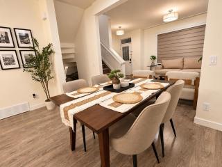 Family-Friendly 5BR Home, Basement Included - 0