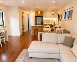 Jacks Point Alpine Escape,Near Ski & Golf, Brand New with free parking! - 7