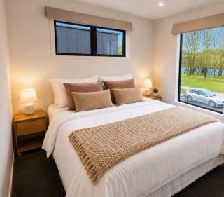 Jacks Point Alpine Escape,Near Ski & Golf, Brand New with free parking! - 4