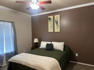Your Home Away From Home Spacious 3BR 2 BA - 2