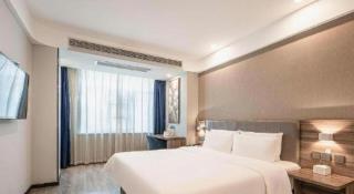 7 Days Inn Yingshang Lanxing Building Materials Market - 3