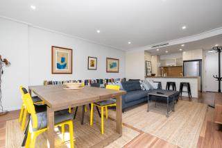 Tranquil 2BR APT - Glebe Park View - Hosted by CanStay - 2