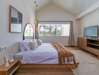 Luxury 1BR Private Pool Villa in Pererenan - 5