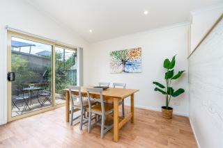 Peaceful 1BR Courtyard Unit in quiet Dickson - 8