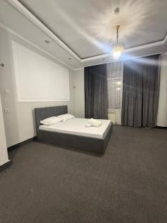 GRAND Hotel - 5