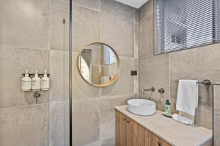 Islander 6 - Renovated Resort Living - 1