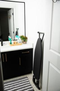 Tranquil Getaway Studio Private Bath & Wet Bar - 1