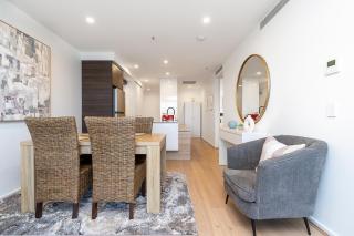 North-Facing APT 3 min to Canberra Times Fountain - Hosted by CanStay - 1