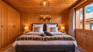 Alpine 2 Chalets I Sleeps 12 I Frutigen I Parking - 6