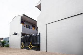 OYO 95446 Golden Homestay - 0