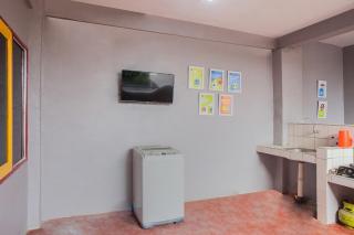 OYO 95446 Golden Homestay - 6