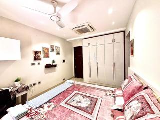 Luxurious Whole 3BHK at FilmNagar by Agartha Atithya - 2