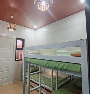 North Shores Hotel - 4