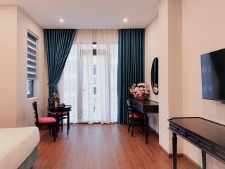Camelia Premium Boutique Hotel & Suites - 8