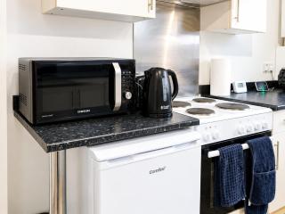 Apartment for Construction Workers in Bedford - 5